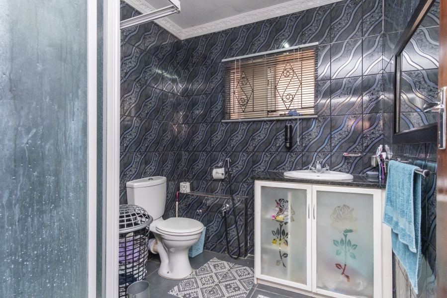 3 Bedroom Property for Sale in Pinati Western Cape